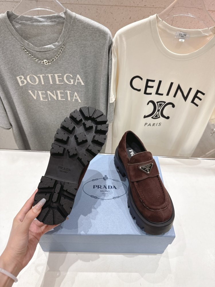 Лоферы женские фото 9