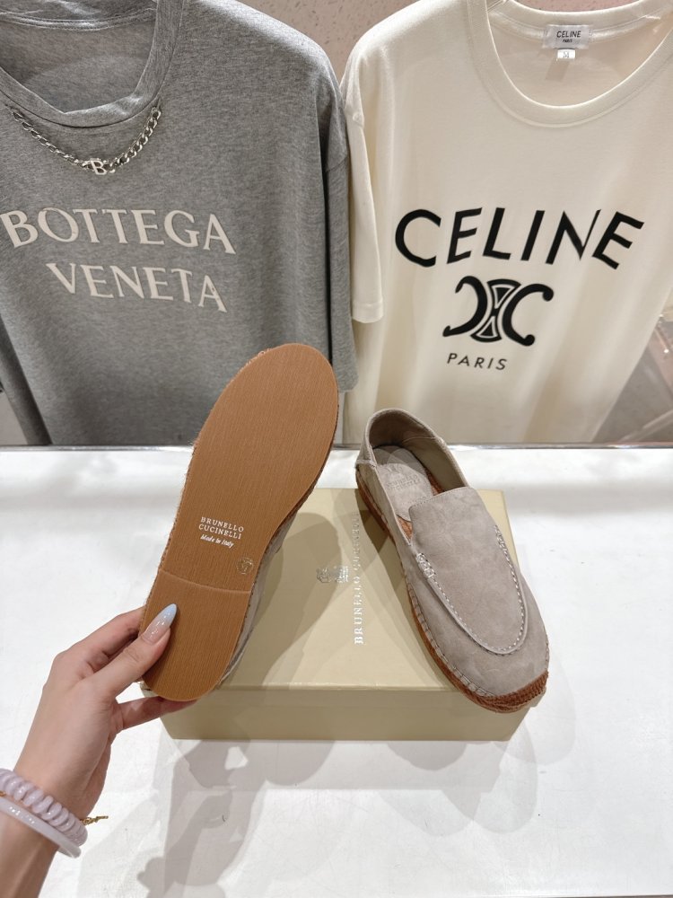 Лоферы женские фото 9