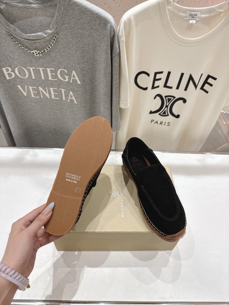 Лоферы женские фото 9