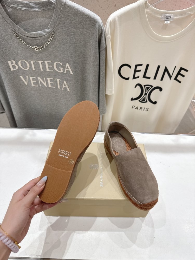 Лоферы женские фото 9