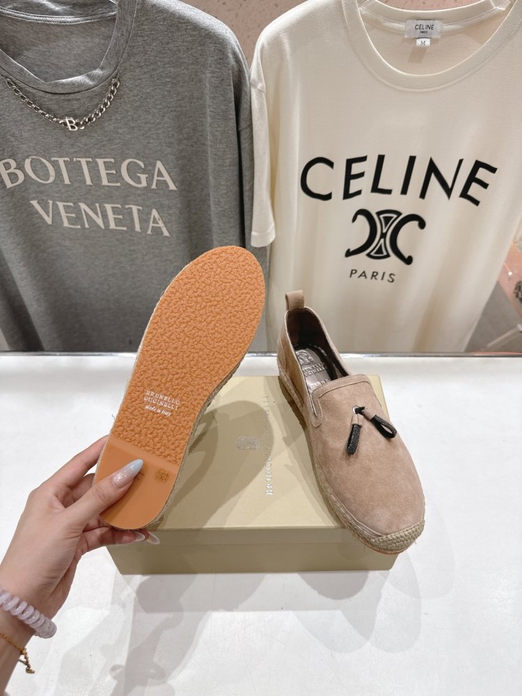 Лоферы женские фото 9