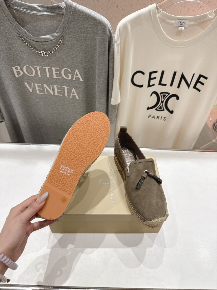 Лоферы женские фото 9