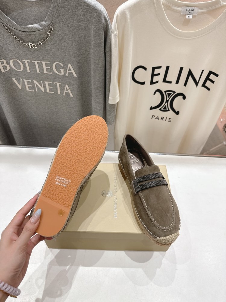 Лоферы жіночі фото 9