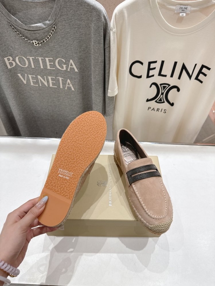 Лоферы жіночі фото 9