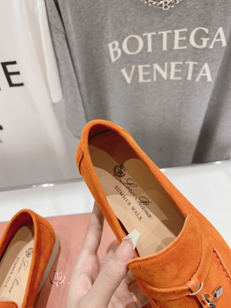 Лоферы жіночі фото 9