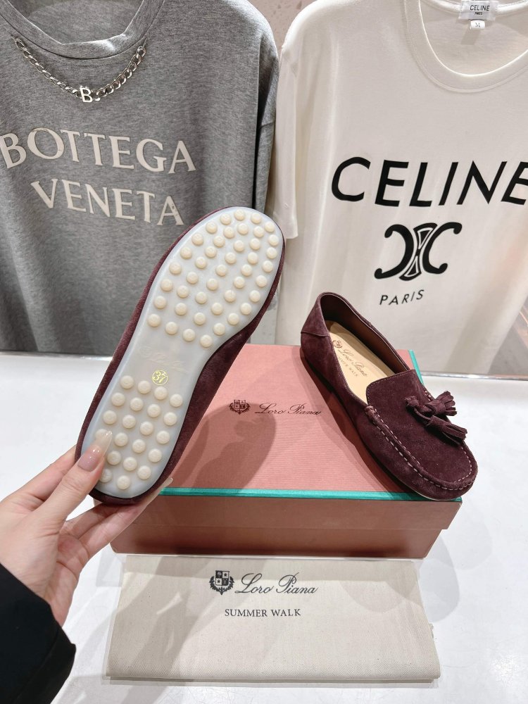 Лоферы жіночі фото 9