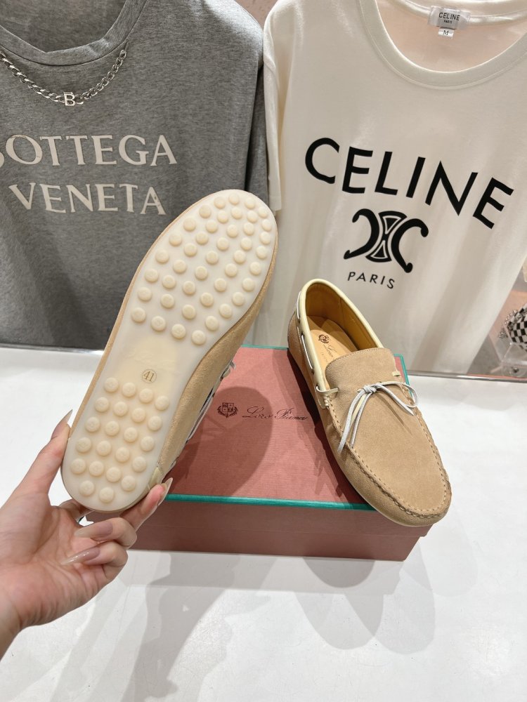 Лоферы жіночі фото 9