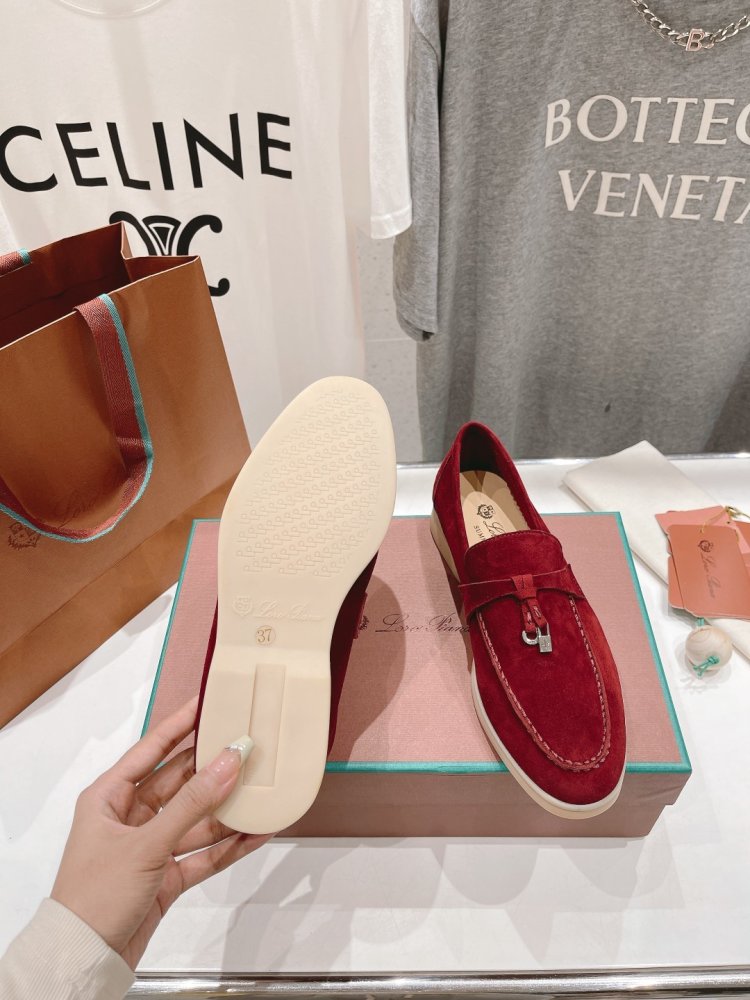 Лоферы жіночі фото 9