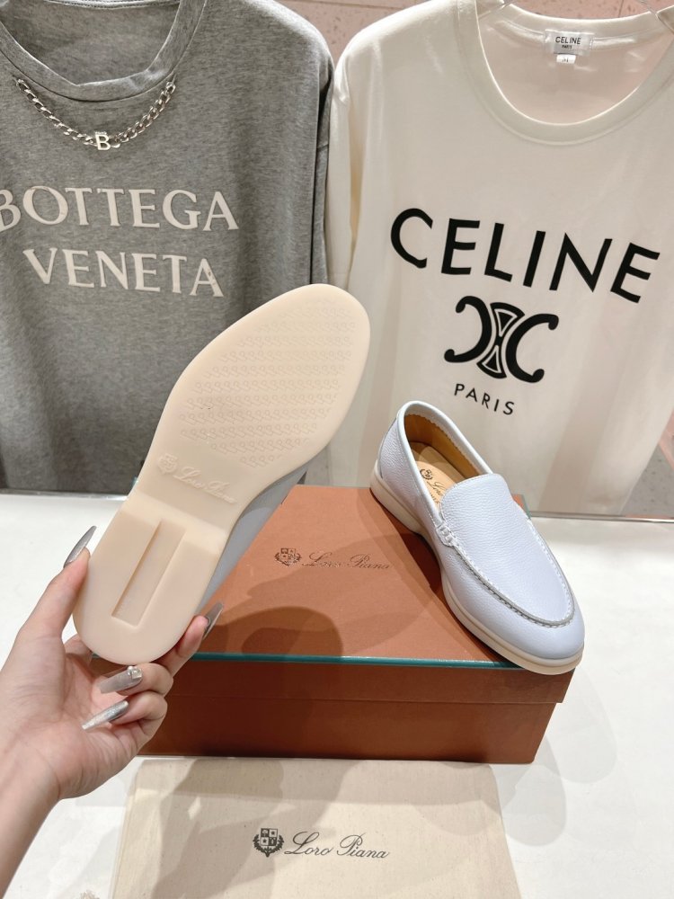 Лоферы женские фото 9