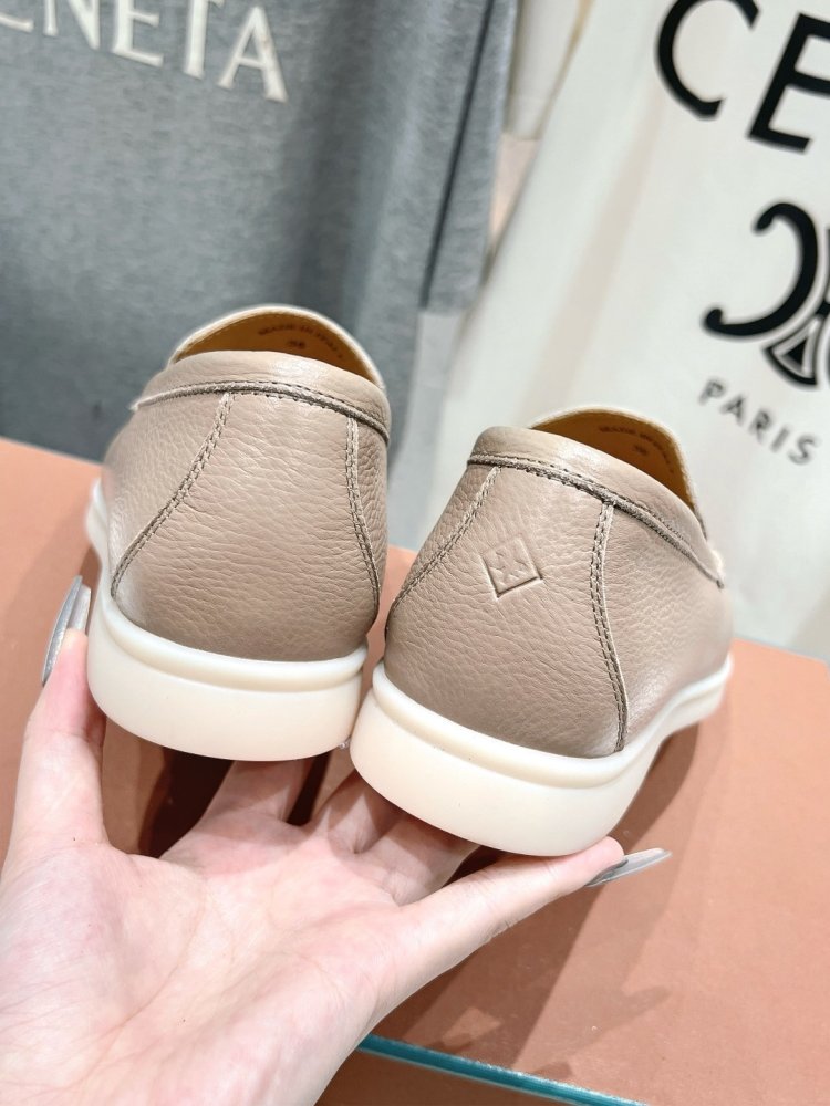 Лоферы женские фото 9