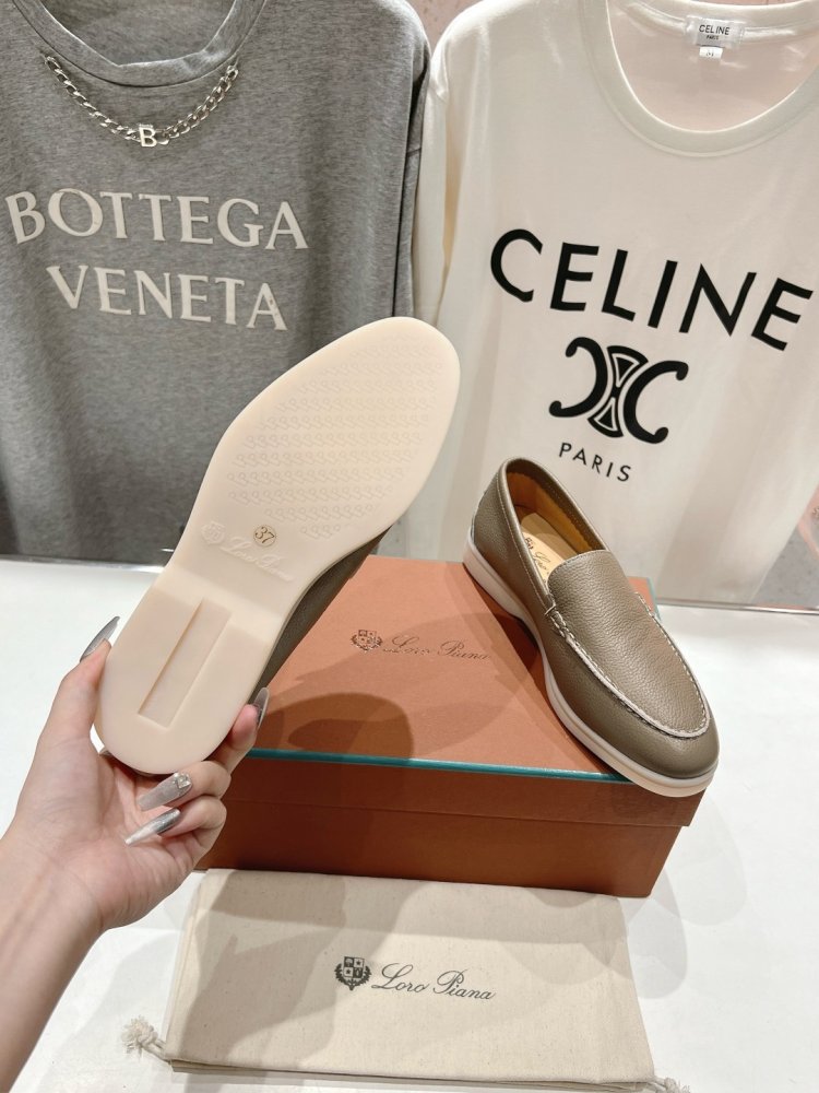 Лоферы женские фото 9