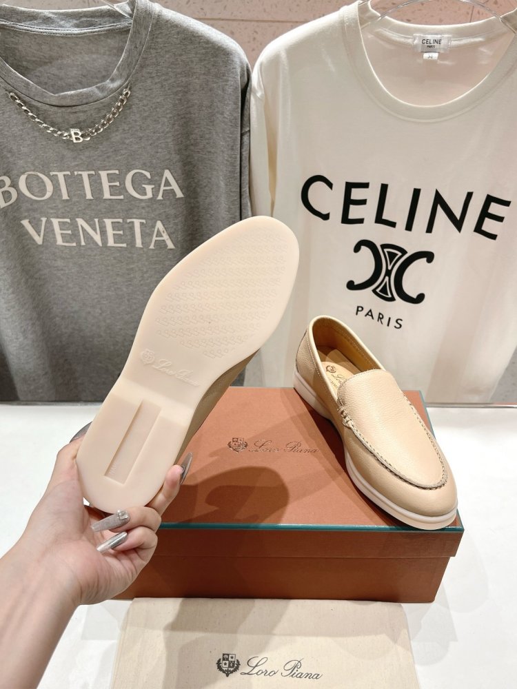 Лоферы женские фото 9