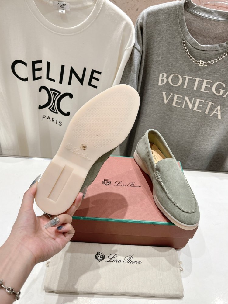 Лоферы женские фото 9