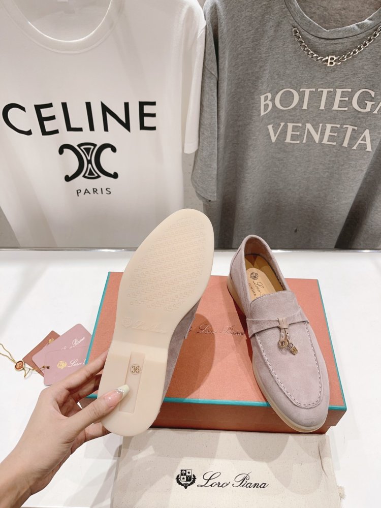 Лоферы женские фото 9