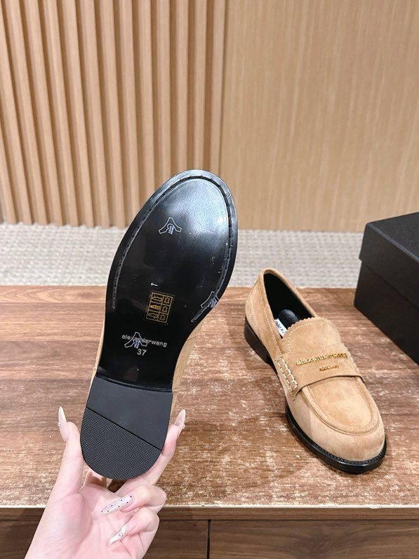 Лоферы женские фото 9