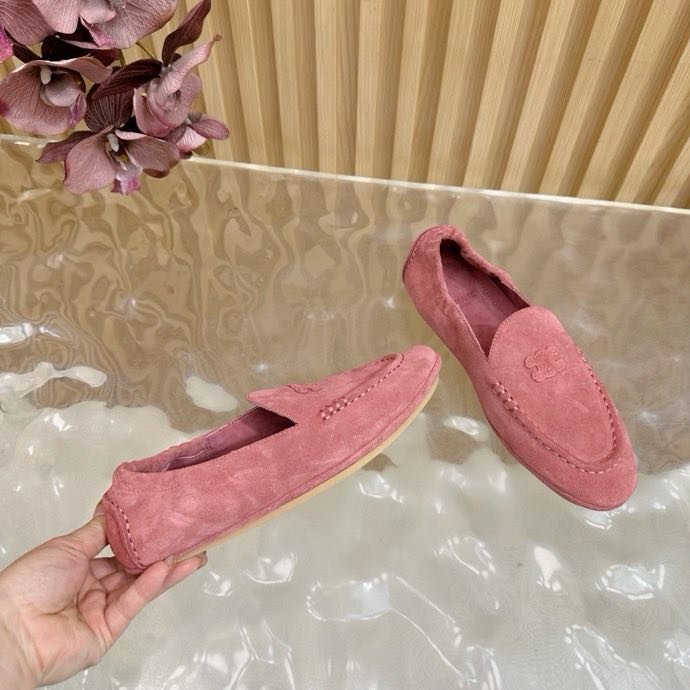 Лоферы женские фото 9