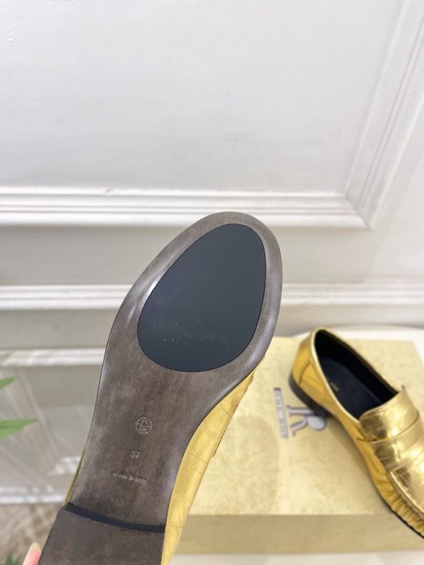 Лоферы женские фото 9