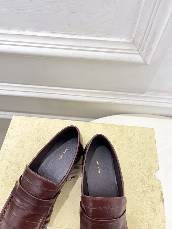 Лоферы женские фото 9