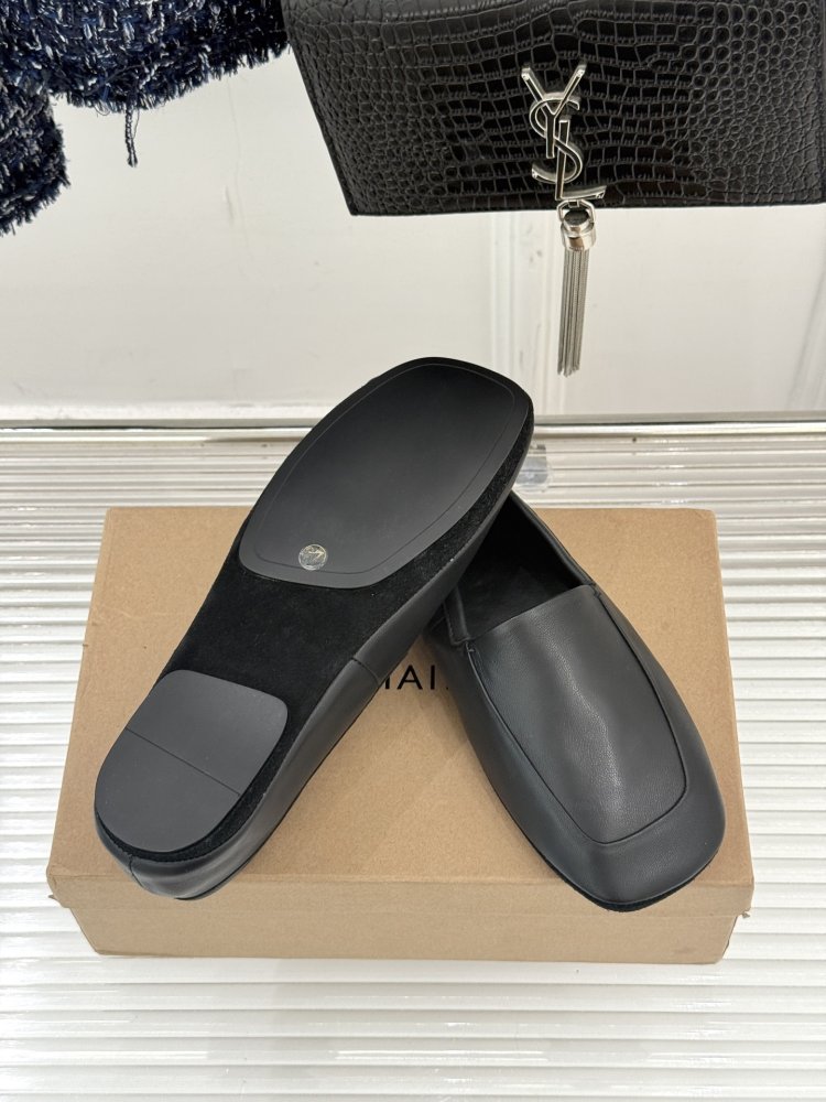 Лоферы жіночі фото 9