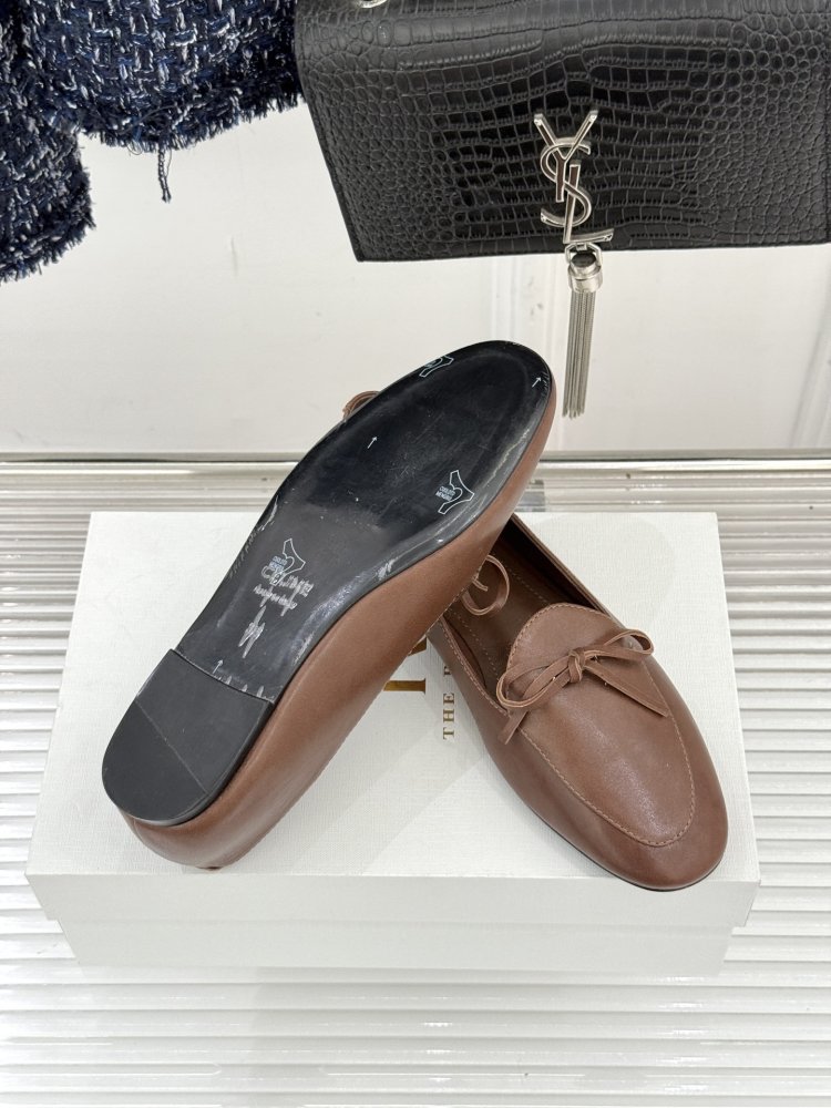 Лоферы женские фото 9