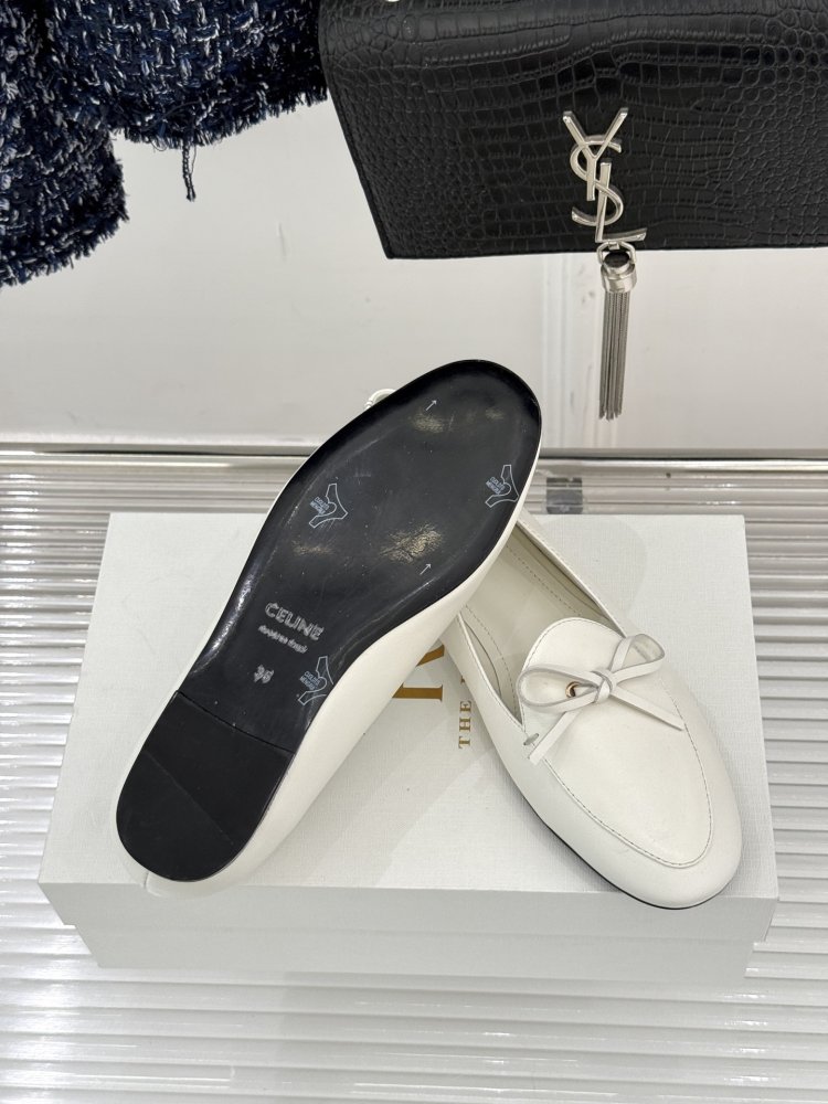 Лоферы женские фото 9