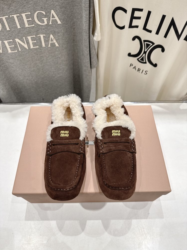 Лоферы зимние на меху женские