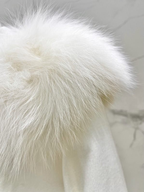 Лыжная куртка с лисьим мехом фото 4