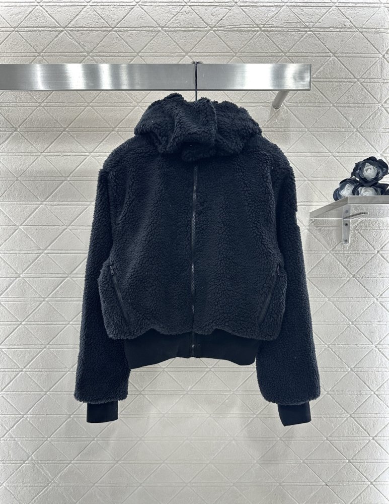 Лыжная куртка женская