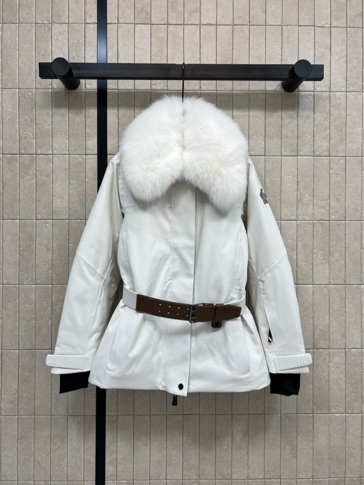 Лыжная куртка женская