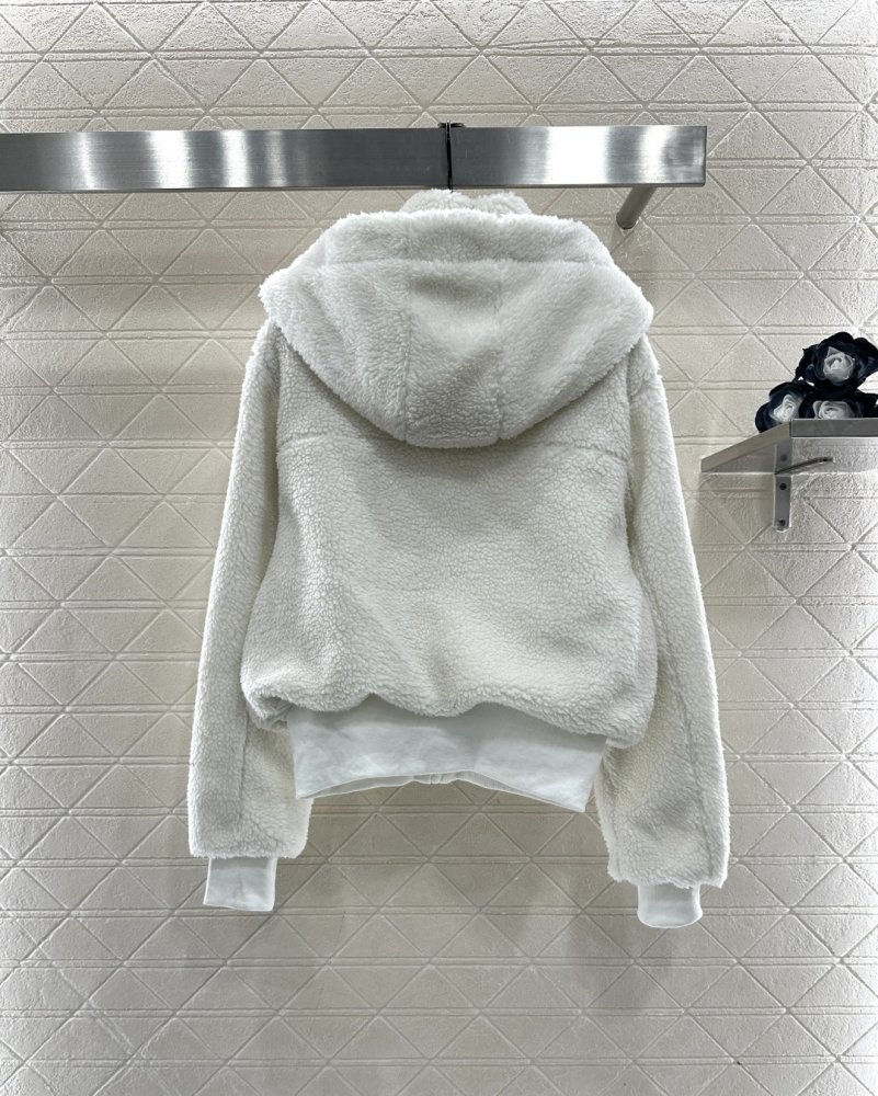 Лыжная куртка женская фото 2