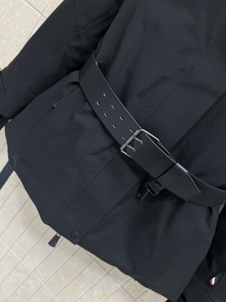 Лыжная куртка женская фото 3