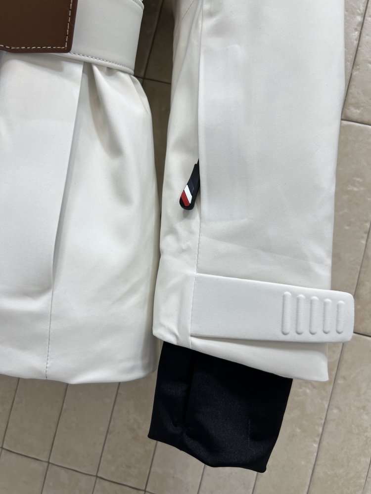 Лыжная куртка женская фото 3