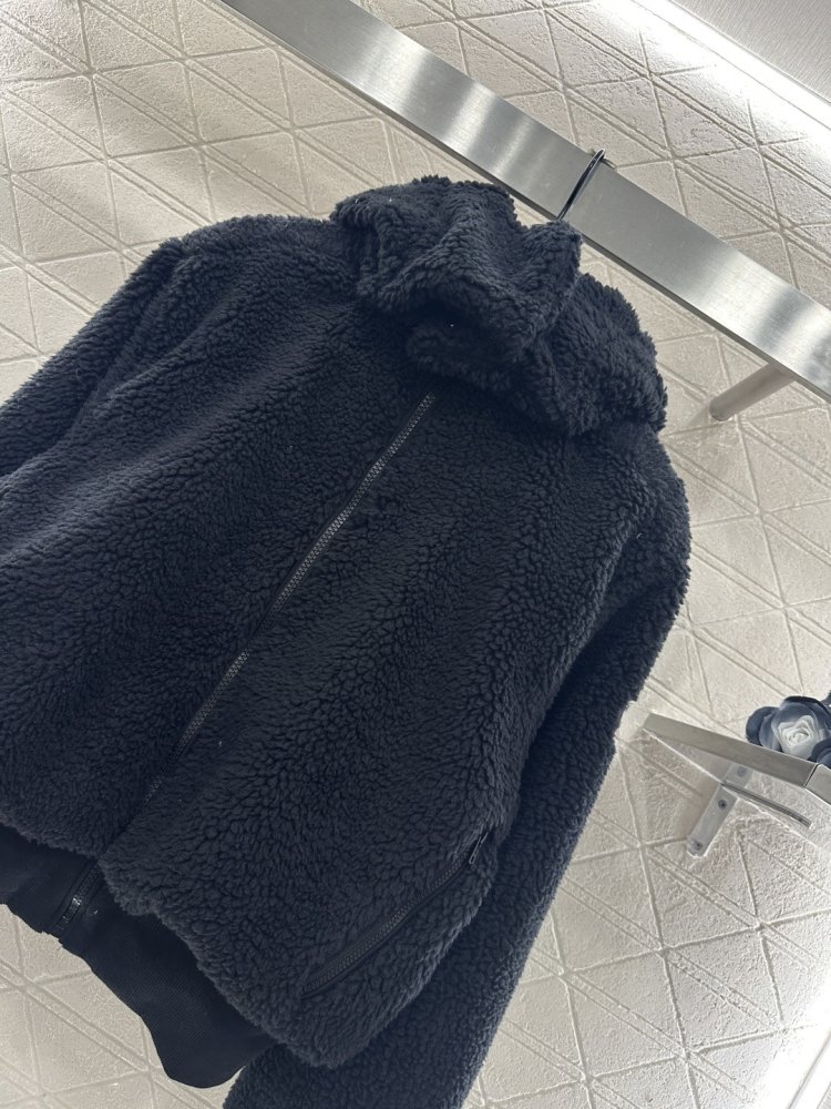 Лыжная куртка женская фото 4