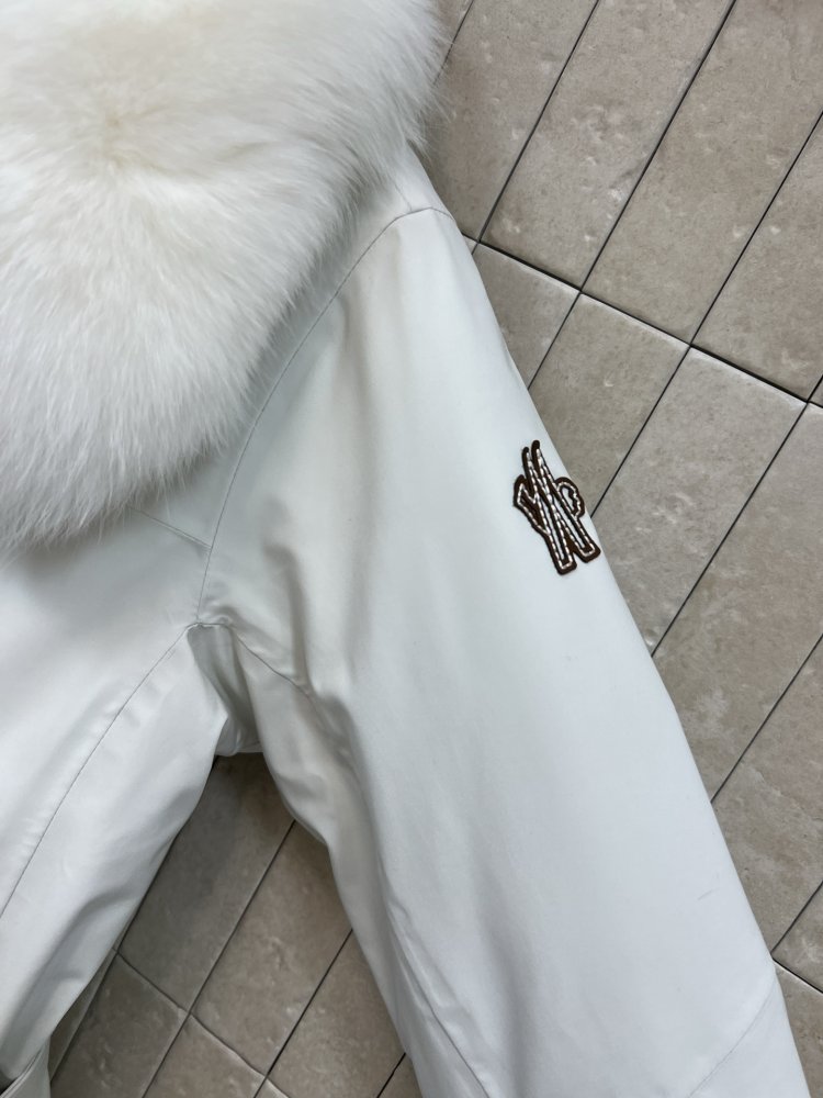 Лыжная куртка женская фото 4