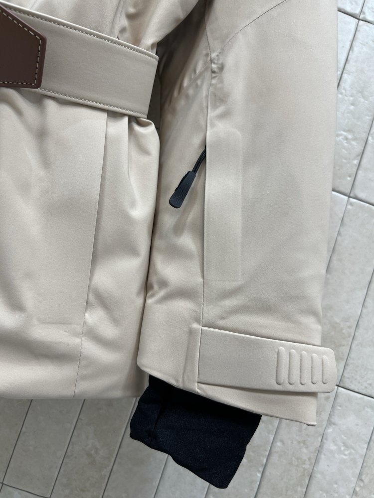 Лыжная куртка женская фото 7