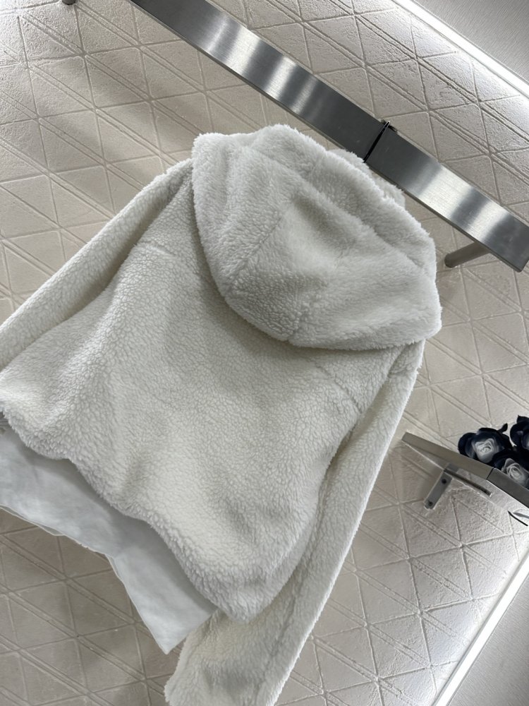 Лыжная куртка женская фото 8