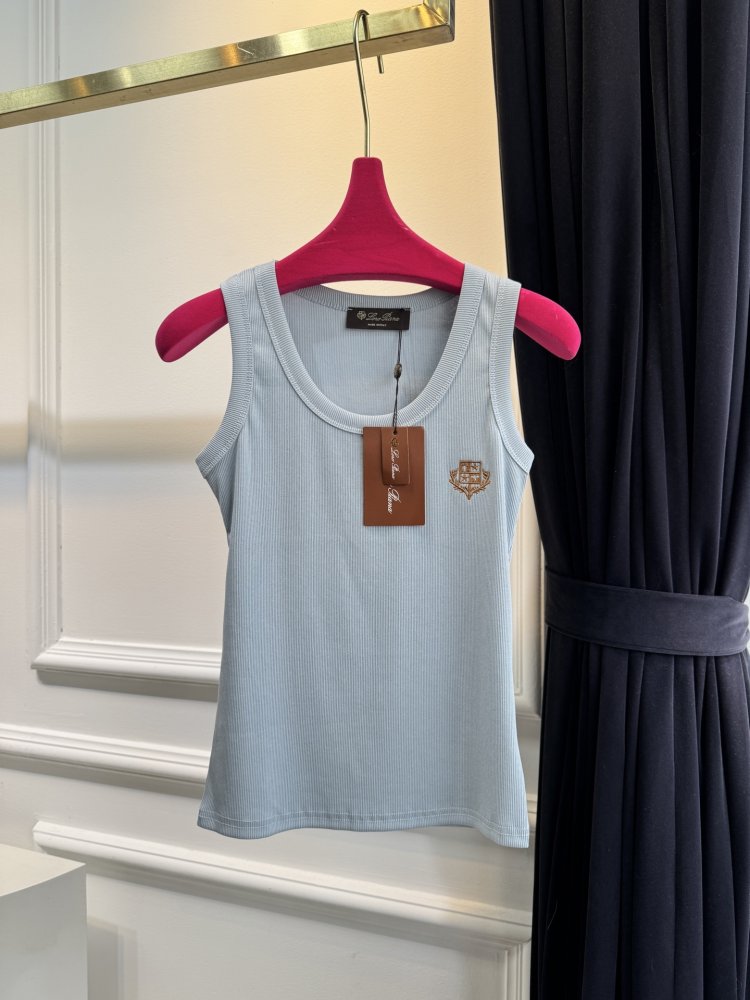 Shirt women's