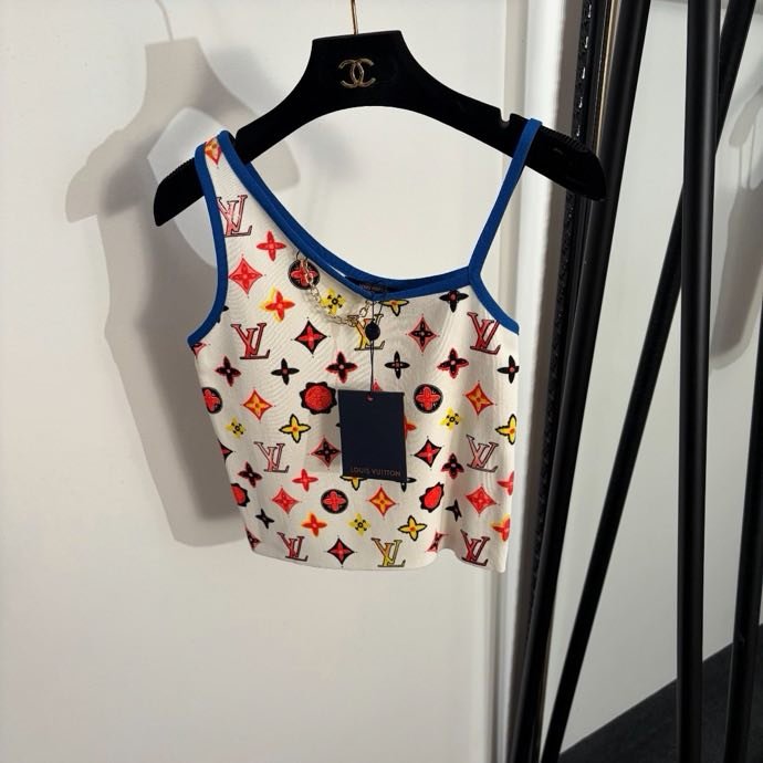 Shirt women's