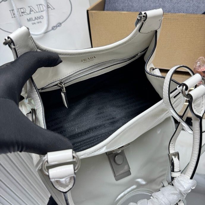 Маленька шкіряна сумка тоут 26 см фото 5