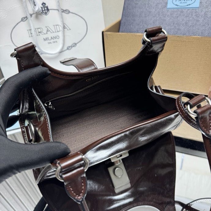 Маленькая кожаная сумка тоут 26 см фото 9