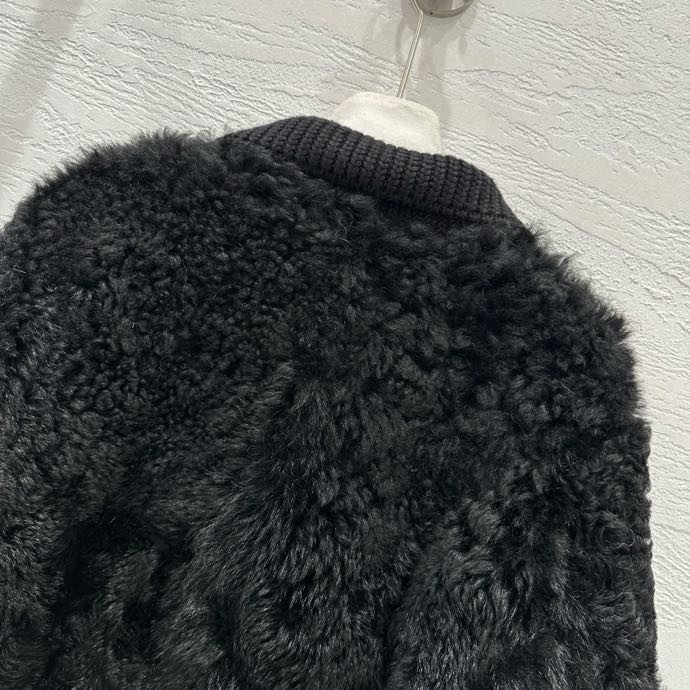 Меховая куртка женская фото 3