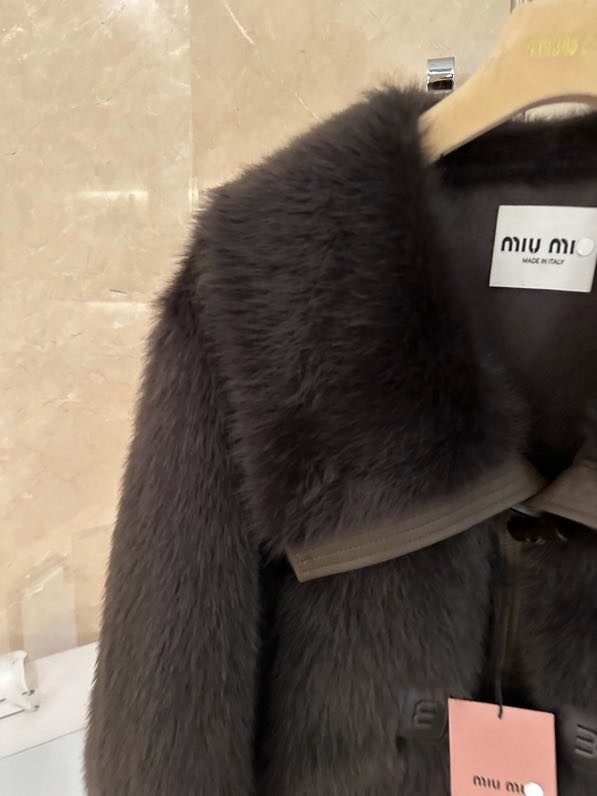 Меховое пальто женское фото 2