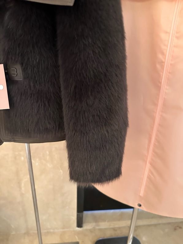 Меховое пальто женское фото 5