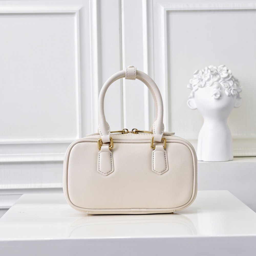 Мини сумка Arcadie кожаная 19 см фото 3