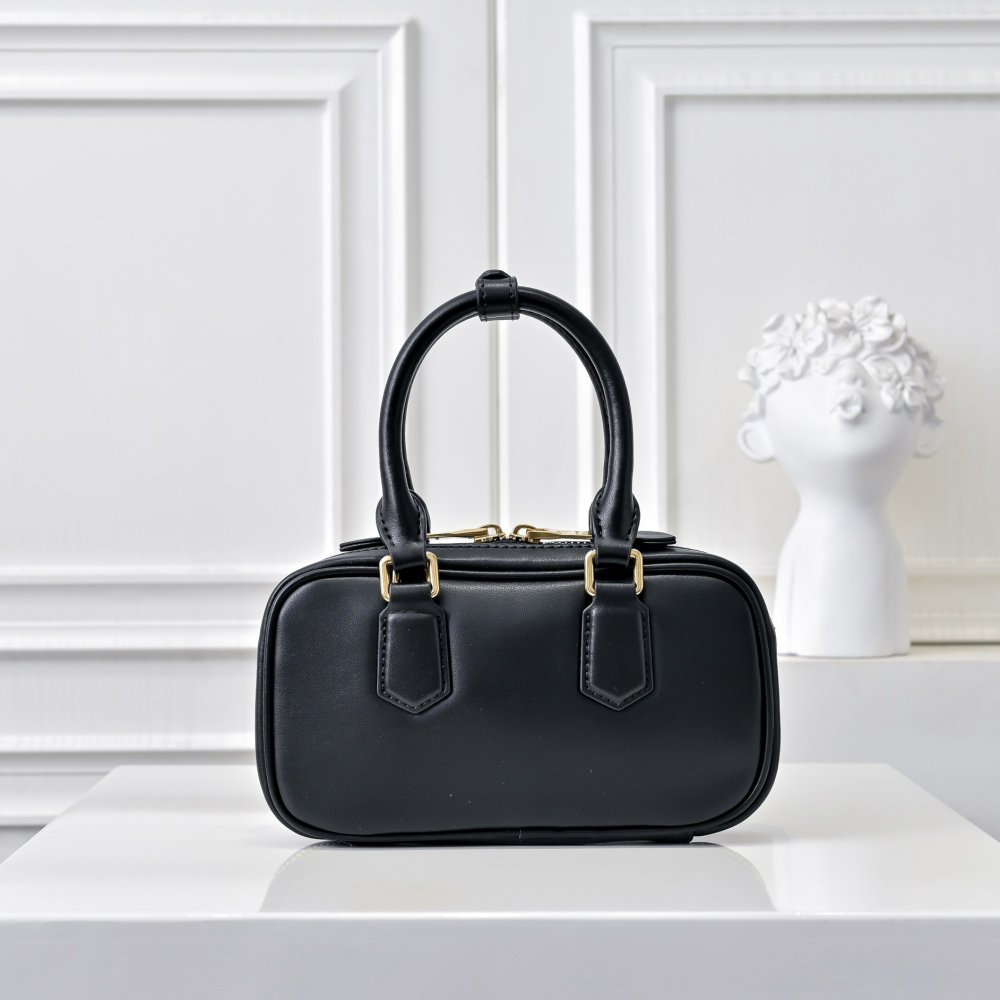 Мини сумка Arcadie кожаная 19 см фото 3