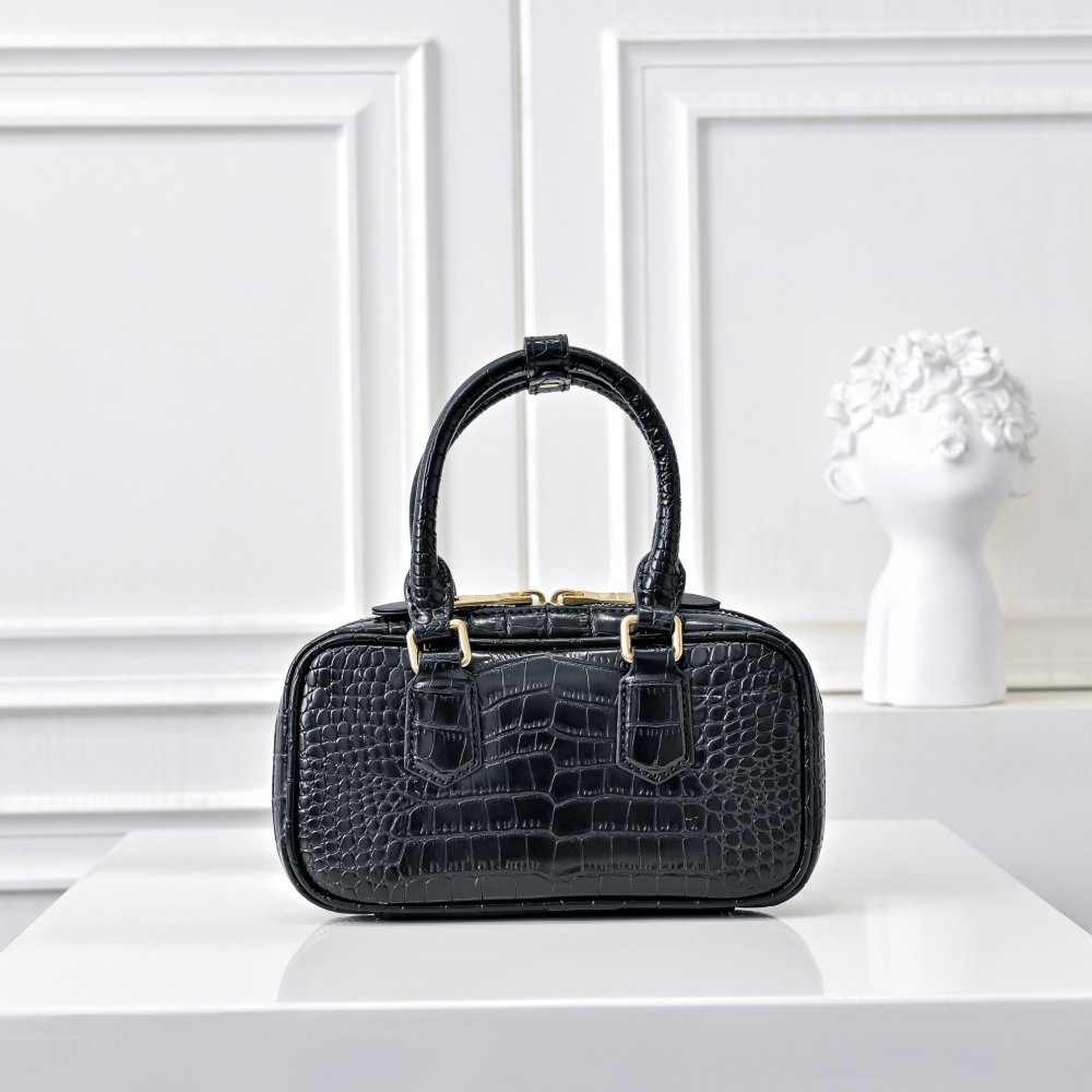 Мини сумка Arcadie кожаная 19 см фото 3