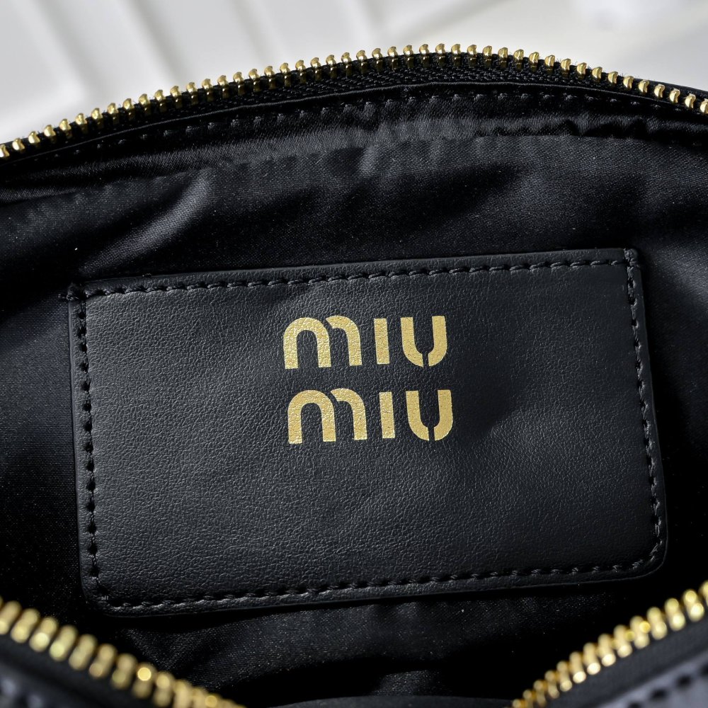 Мини сумка Arcadie кожаная 19 см фото 9