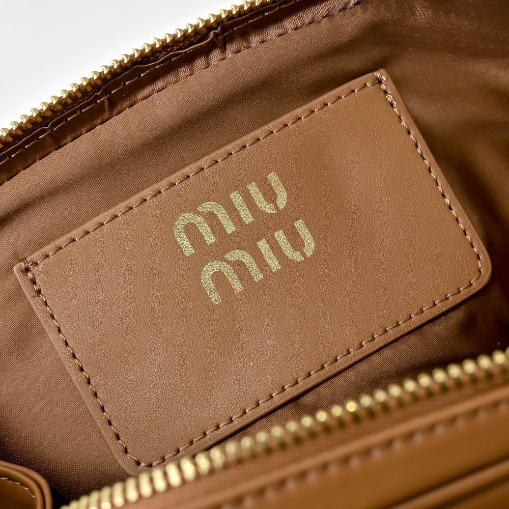 Мини сумка Arcadie кожаная 19 см фото 9