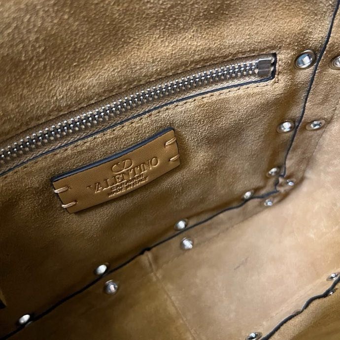 Міні сумка шоппер Valentino Garavani Nellcote Grained Calfskin 21 см фото 2