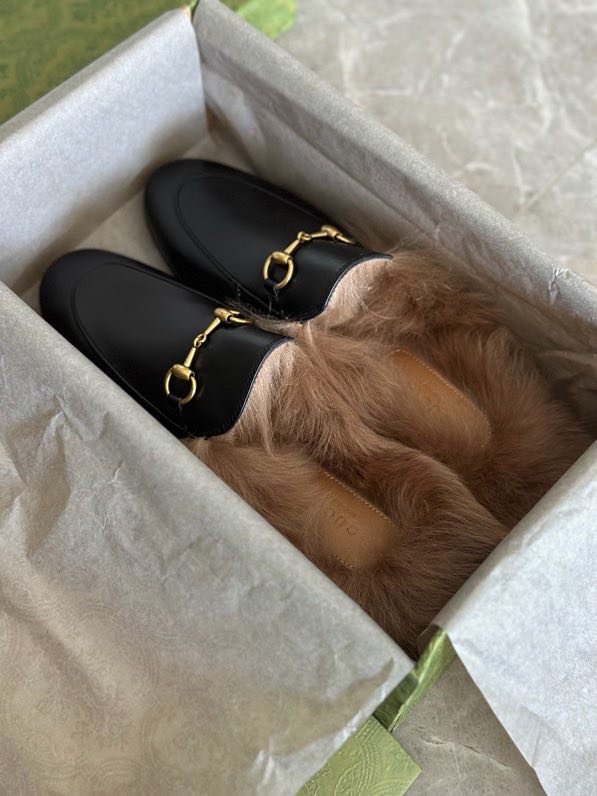 Мюли кожаные на меху фото 2